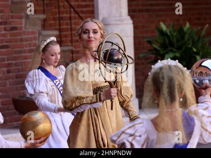 Krakau, Polen. Performance - Harmonia Mundi, aufgeführt von Cracovia Danza Ballet Stockfoto