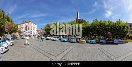 Ralley WM in Sankt Wendel im Saarland, Deutschland. Am ersten Tag präsentiert der Fahrer seine Autos am Startpunkt in der Innenstadt von Sankt Wendel Stockfoto