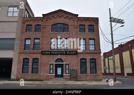 Das Ford Piquette Avenue-Werk von 1904 im Milwaukee Junction-Gebiet von Detroit, Michigan, war die erste eigens gebaute Ford-Fabrik und ist heute ein Museum. Stockfoto