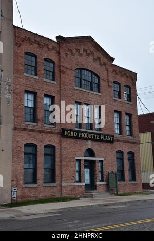 Das Ford Piquette Avenue-Werk von 1904 im Milwaukee Junction-Gebiet von Detroit, Michigan, war die erste eigens gebaute Ford-Fabrik und ist heute ein Museum. Stockfoto