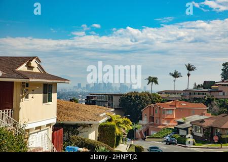 Schöner Wohnbereich in Crenshaw. Crenshaw District, ist ein Viertel in der Region South Los Angeles in Los Angeles, Kalifornien. Stockfoto