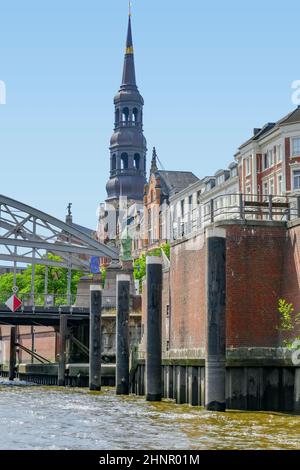 Eindruck von Hamburg, einer Stadt in Norddeutschland zur Sommerzeit Stockfoto