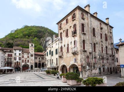 Marktplatz in der Altstadt von Vittorio Veneto Stockfoto