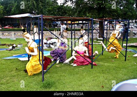 Statuen von Gottheiten aus der Parade zum Kings Birthday Stockfoto