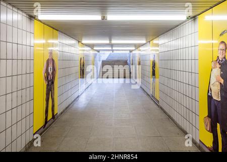 U-Bahn-Station für S- und U-Bahn Eschenheimer Tor in Frankfurt, Deutschland Stockfoto