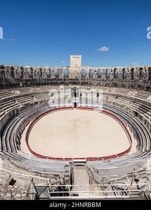 Blick auf die berühmte Arena in Arles, Frankreich Stockfoto