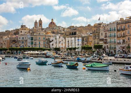 Blick über den Grand Harbour von Valletta Stockfoto