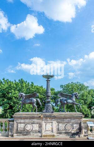 Detail von pegasus im Schloss Belvedere im Neuen Garten auf dem Pfingstberg in Potsdam. Friedrich Wilhelm IV. Baute das Schloss 1847. Stockfoto