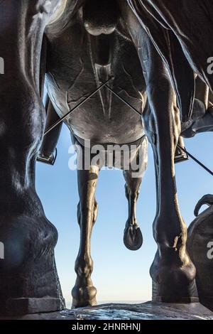 Teil des Pferdes des Wilhelm I. Denkmal auf dem Kyffhaeuser Berg Stockfoto