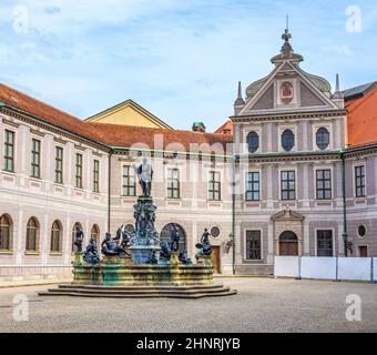 Historischer Innenhof in der Residenz in München Stockfoto