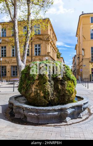 Fountain Mousse auf dem cours Mirabeau in Aix en provence