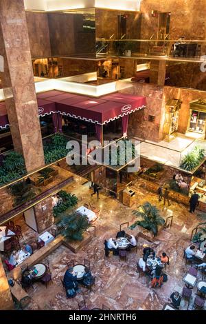 Die Trump Bar im Trump Tower in Manhattan Stockfoto