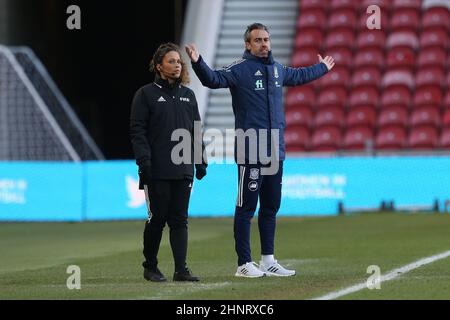 MIDDLESBROUGH, GROSSBRITANNIEN. FEB 17th Spaniens Cheftrainer Jorge Vilda beim Arnold Clark Cup Spiel zwischen Deutschland und Spanien im Riverside Stadium, Middlesbrough, am Donnerstag, 17th. Februar 2022. (Kredit: Mark Fletcher | MI News)L Kredit: MI Nachrichten & Sport /Alamy Live News Stockfoto