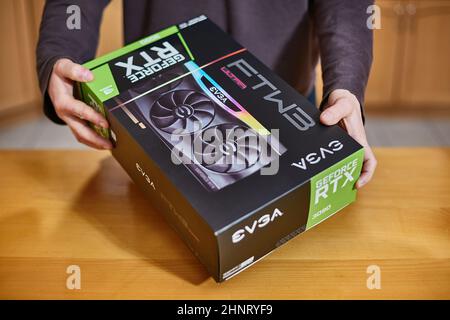 EVGA GeForce RTX 3090 Nvidia GPU im Shop kaufen Stockfoto