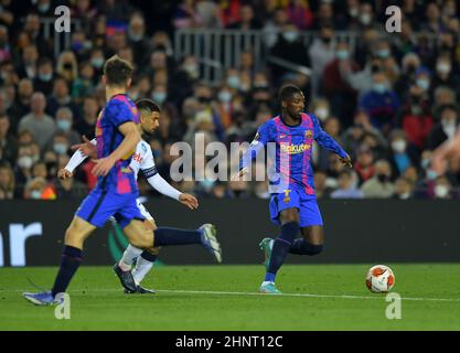 Barcelona, Spanien.17. Februar 2022. Ousmane Dembele (7) vom FC Barcelona während des Europa League-Spiels zwischen dem FC Barcelona und dem SSC Napoli im Camp Nou Stadium. Kredit: Rosdemora/Alamy Live Nachrichten Stockfoto