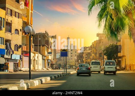 Straße und Straße von Luxor Stockfoto