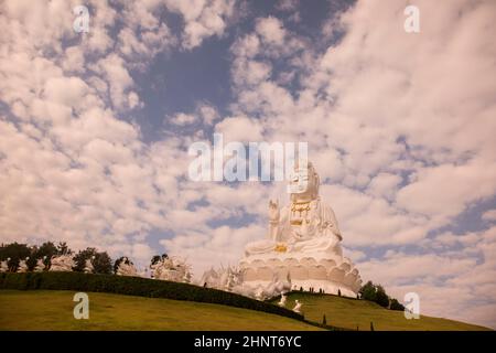 THAILAND CHIANG RAI WAT HUAY PLA KANG Stockfoto