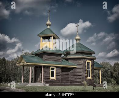 24th. August 2017, Russland, Region Tomsk, Holztempel der alten Gläubigen Kirche Stockfoto