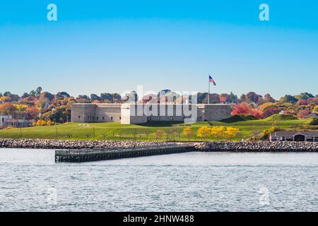 Blick auf Fort Trumbull in New London in der Nachmittagssonne Stockfoto