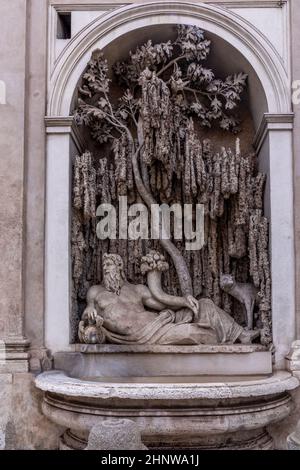 Der Quattro Fontane (die vier Brunnen) ist ein Ensemble von vier Brunnen der späten Renaissance, die sich an der Kreuzung der Via delle Quattro Fontane an befinden Stockfoto