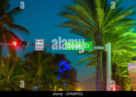 Miami Beach South Beach Sunset Ocean Drive anmelden Florida Stockfoto