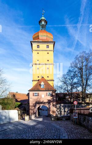 Segringer Tor in der berühmten alten romantischen mittelalterlichen Stadt Dinkelsbühl in Bayern, Deutschland Stockfoto