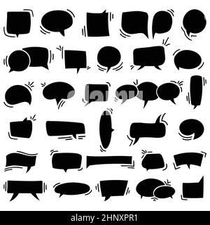 Set aus handgezeichneten, flachen, leeren, schwarzen Sprechblasen oder Chat-Blasen, Design-Element für die Rede auf weißem Hintergrund. Stock Vektor