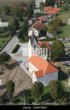 Kirche des Heiligen Martin in Breznicki Hum, Kroatien Stockfoto