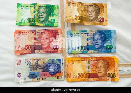 Südafrikanische bunte Banknoten Geld. Vorderseite mit Nelson Mandela. Stockfoto