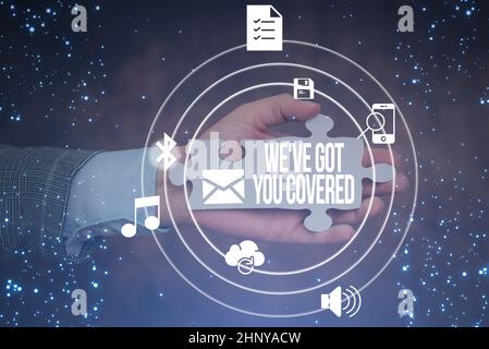 Textunterschrift präsentiert We Ve hat Sie abgedeckt, Business Showcase haben getan bekommen oder bereitgestellt, was immer benötigt Hand halten Puzzle Stück Unlocki Stockfoto