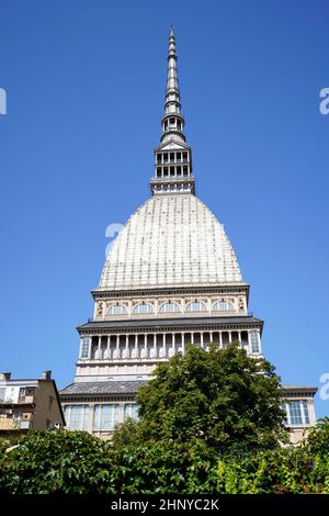 Das Mole Antoneliana ist ein bedeutendes Gebäude in Turin, Italien Stockfoto