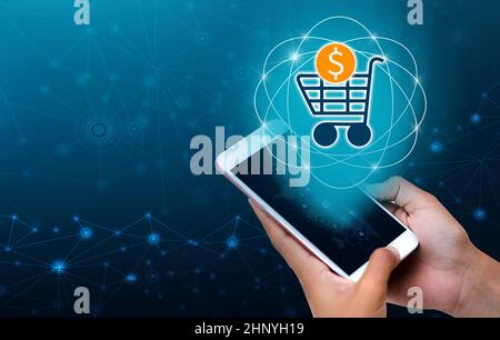 Kundenpositionskonten zahlung Technologie online Handy Telefon hand Geschäftsleute drücken Sie die Taste Telefon, um im Internet. Zahlung internet sh Zahlen oder Stockfoto