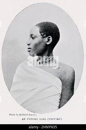 Ein Unyoro-Mädchen (Profil) Bunyoro (Unyoro) ist ein Bantu-Königreich im Westen Ugandas. Es war eines der mächtigsten Königreiche in Zentral- und Ostafrika vom 13th. Bis zum 19th. Jahrhundert aus dem Buch die lebenden Rassen der Menschheit; Band 2 von Henry Neville Hutchinson, Veröffentlicht 1901 in London von Hutchinson & Co Stockfoto