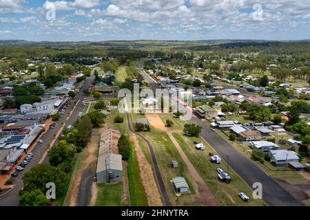 Luftaufnahme des kleinen Dorfes Wondai Queensland Australia auf dem Bunya Highway Stockfoto