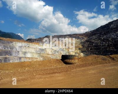 Österreich, Erzberg - Oberflächenbergbau von Eisenerz in der Steiermark Stockfoto