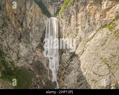 Wasserfall Boka im Triglav Nationalpark, Slowenien, Bovec, Europa. Stockfoto