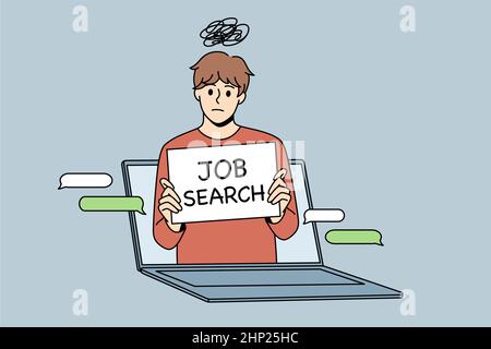 Online-Jobsuche und Rekrutierungskonzept. Arbeitsloser Mann Anwärter mit Zeichen, das vom Laptop-Bildschirm schaut, der versucht, Position in der Arbeit Vektor illustrati zu erhalten Stockfoto