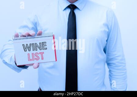 Konzeptionelle Präsentation Weinliste, Wort auf der Karte mit Weinauswahl zum Kauf in der Regel in einem Restaurant mit Präsentation der neuen Pläne und Ideen demonstriert geschrieben Stockfoto