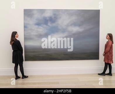 London, Großbritannien, 18. Februar 2022 eine außergewöhnlich seltene, Monumental Seascape von Gerhard Richter (Est: V.25-35 Mio.) nach der historischen $676,1-Millionen-Auktion von Werken aus derselben Sammlung im Jahr 2021 wird Sotheby’s die nächste Tranche von Meisterwerken aus der wertvollsten Sammlung moderner und zeitgenössischer Kunst präsentieren, die jemals auf dem Markt erschienen ist. Paul Quezada-Neiman/Alamy Live News Stockfoto