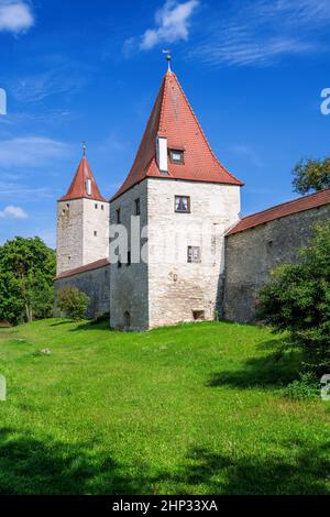 Türme der historischen Stadt WAL in Berching (Bayern, Deutschland) Stockfoto