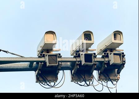 Videoaufnahmekameras von Verstößen. Überwachungskameras. Nahaufnahme. Hochwertige Fotos Stockfoto