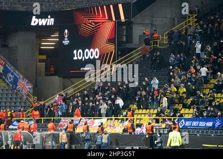 10.000 Zuschauer im Stadion, Anzeigetafel, Feature, Randmotive, Symbolfoto, Football Europa League, K.O.-Runde, Borussia Dortmund (DO) - Glasgow Rangers (GR) 2: 4, am 17th. Dezember 2022 in Dortmund/Deutschland. Â Stockfoto