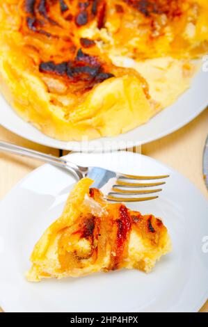 frisch gebackene hausgemachte rustikale Birnen Kuchen Makro Nahaufnahme Stockfoto