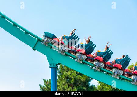 Leviathan Roller Coaster, Vergnügungspark Ride, Canada's Wonderland, Vaughn, Ontario, Kanada Stockfoto