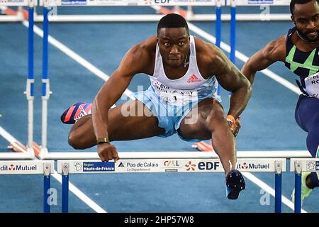 Lievin, Frankreich. 17th. Februar 2022. GRANT HOLLOWAY aus den Vereinigten Staaten bei der World Athletics Indoor Tour, Treffen mit Hauts-de-France Pas-de-Calais in der Arena Stade Couvert. (Bild: © Matthieu Mirville/ZUMA Press Wire) Stockfoto