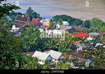 Luftaufnahme über den Mekong-Fluss, Luang Prabang, Laos Stockfoto