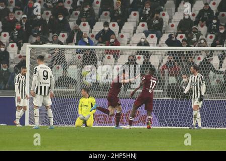 Turin, Italien. 18th. Februar 2022. Andrea Belotti (FC Turin) feiert das Tor beim Spiel Juventus FC gegen Turin, italienische Fußballserie A in Turin, Italien, Februar 18 2022 Quelle: Independent Photo Agency/Alamy Live News Stockfoto