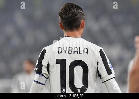 Turin, Italien. 18th. Februar 2022. Paulo Dybala vom FC Juventus während des Spiels der Serie A 2021/22 zwischen dem FC Juventus und dem FC Turin im Allianz Stadium am 18. Februar 2022 in Turin, Italien Quelle: Independent Photo Agency/Alamy Live News Stockfoto