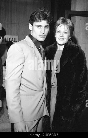 Steven Bauer und Melie Griffith um die 1980er Jahre Credit: Ralph Dominguez/MediaPunch Stockfoto