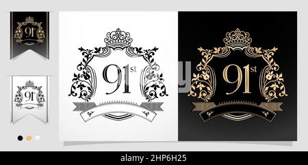 Illustration von 91st Jubiläums-Symbol mit königlichen Krone Design-Embleme, zwei Variationen Gold und monochromen Design isoliert schwarz und weiß Hintergründe. Anwendbar für Grußkarten, Einladung etc. Stock Vektor